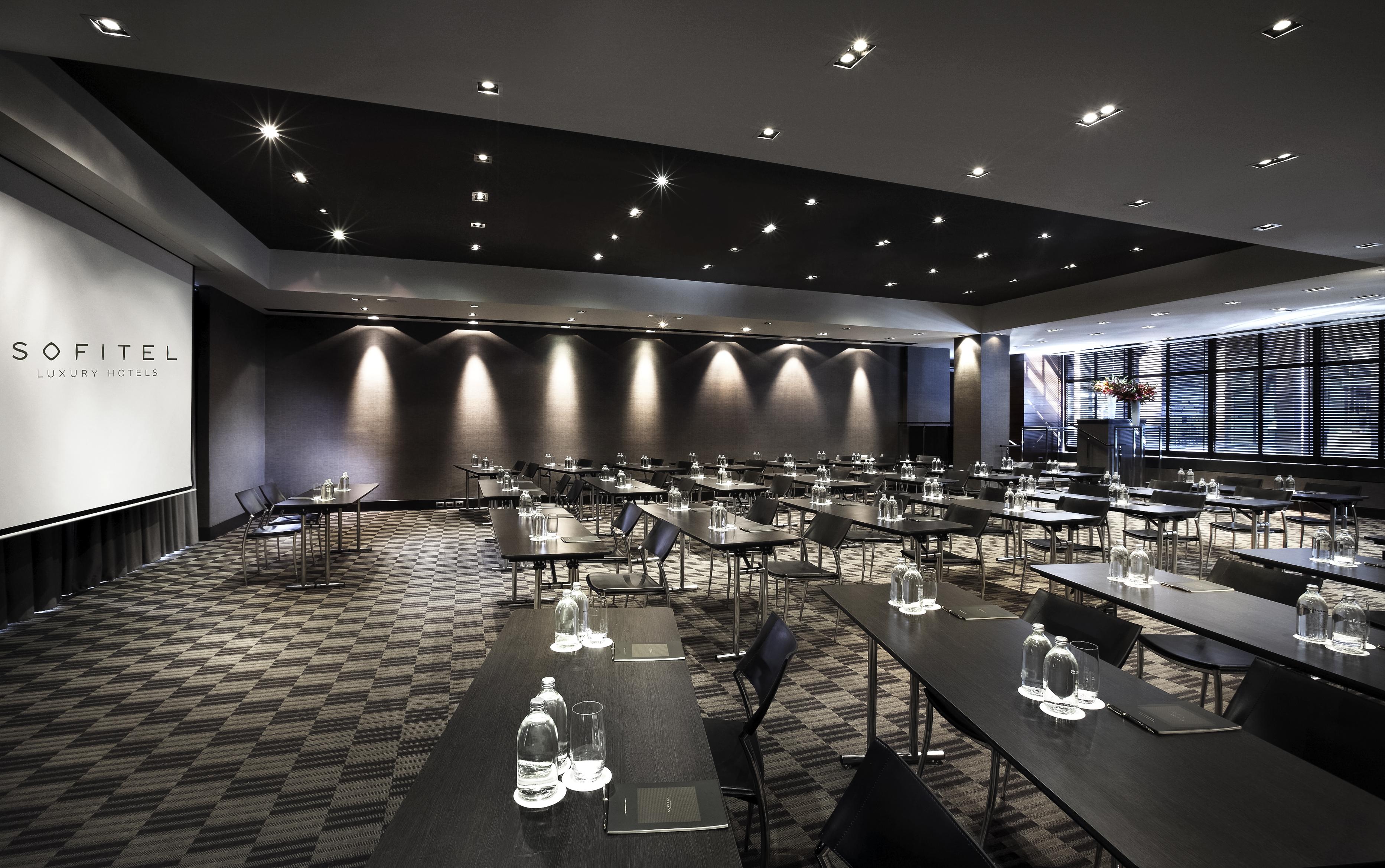 Готель Sofitel Auckland Viaduct Harbour Екстер'єр фото